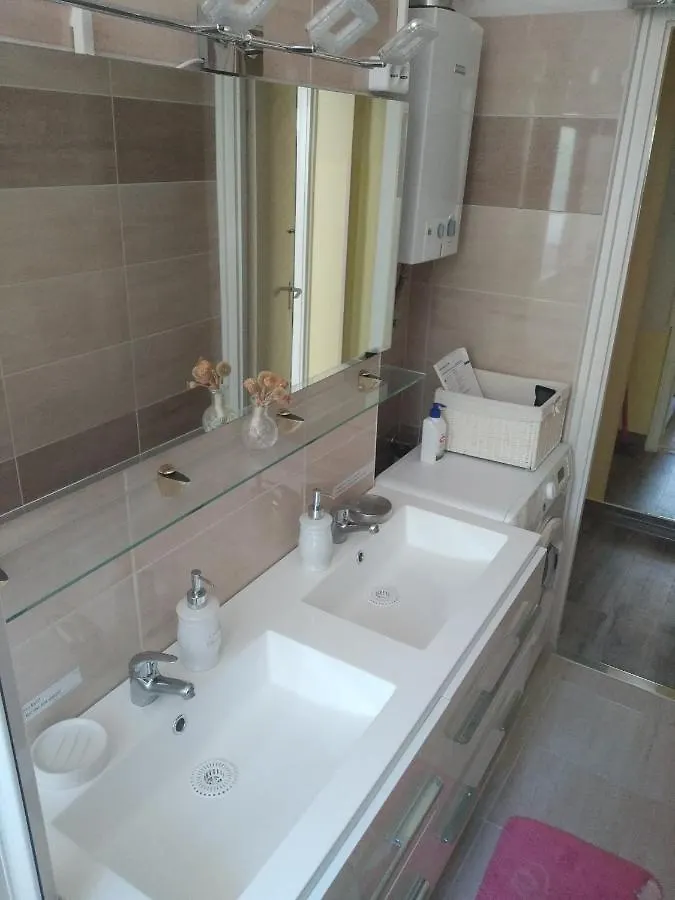 Szent Miklos Apartman Hajduszoboszlo Apartment