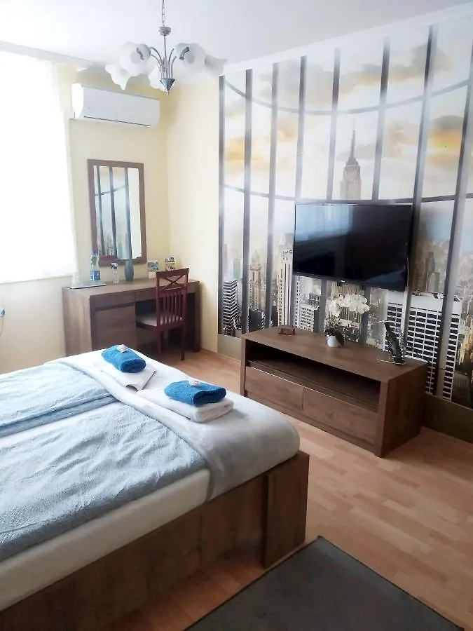 Szent Miklos Apartman Hajduszoboszlo 0*,